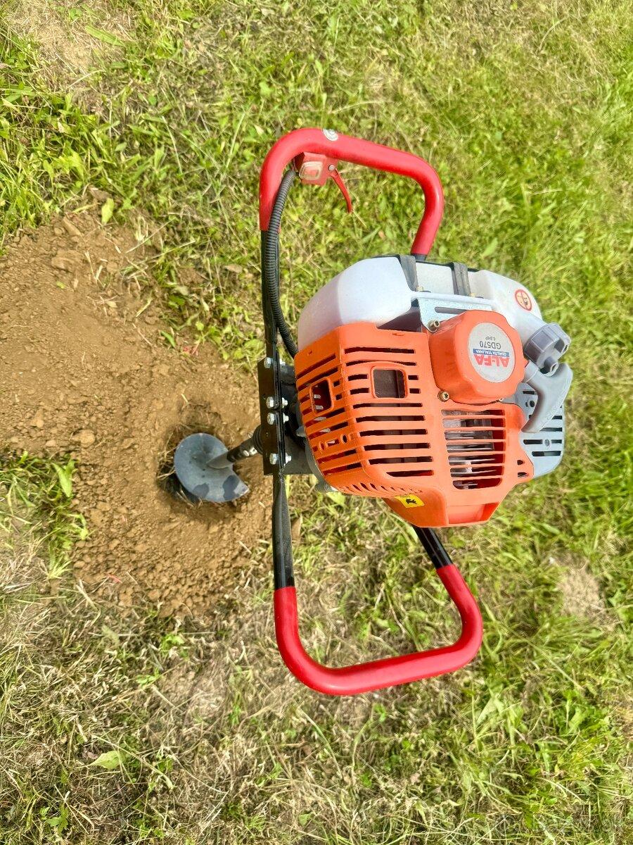 Motorový zemný vrták 1