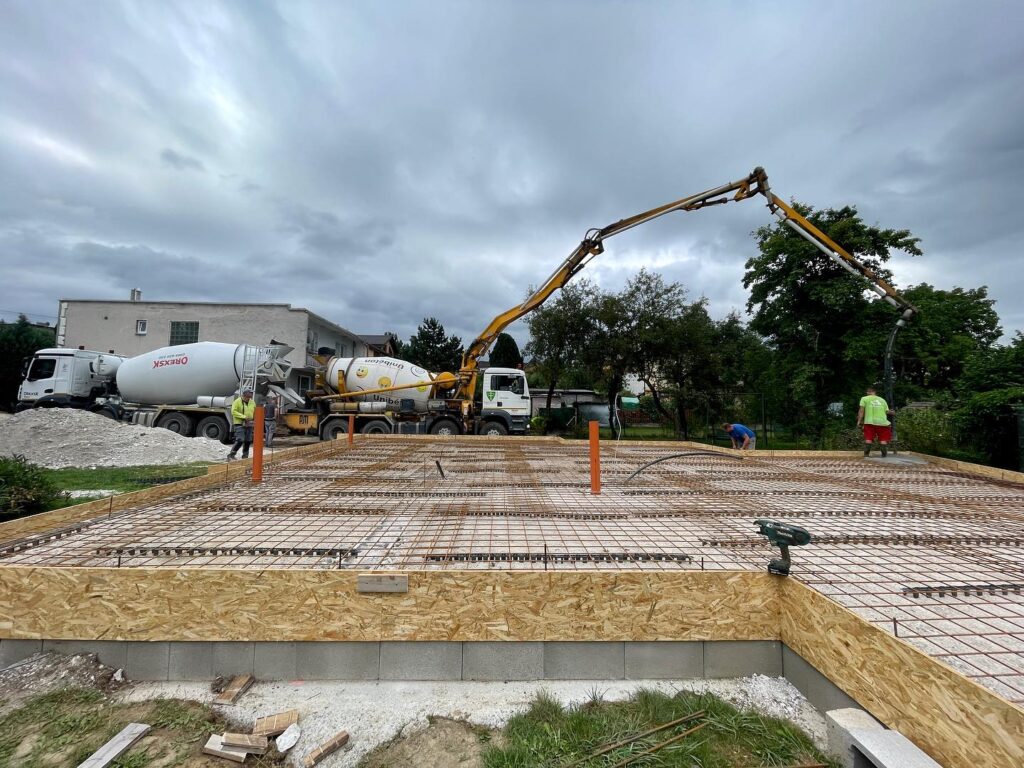 V Žiline dokončená platňa na krásnom budúcom rodinnom dome a pokračujeme ďalej 💪🏡